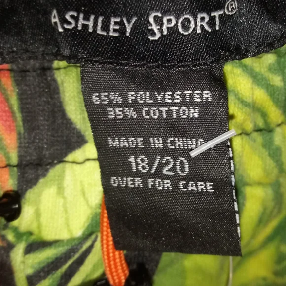 ASHLEY STEWART 2PC TROPICAL JACKET & CAPRI SET